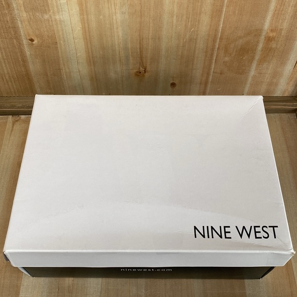 NEW Nine West Yappy Slingback Pumps - Picture 9 of 10